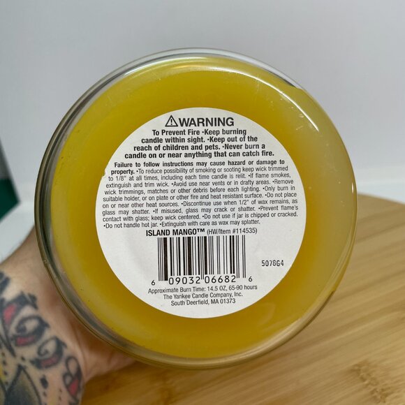 Yankee Candle Island Mango Fruit Single Wick Black Band Rare Retired 14.5 Oz - Picture 4 of 5